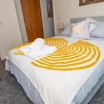 Center, Free Wifi For Contractor, Family * Bradford (West Yorkshire)