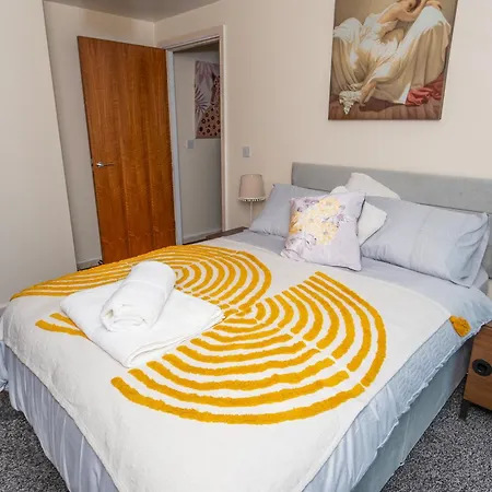 The Skyline Luxe - Executive 2br Retreat In Centre * Μπράντφορντ