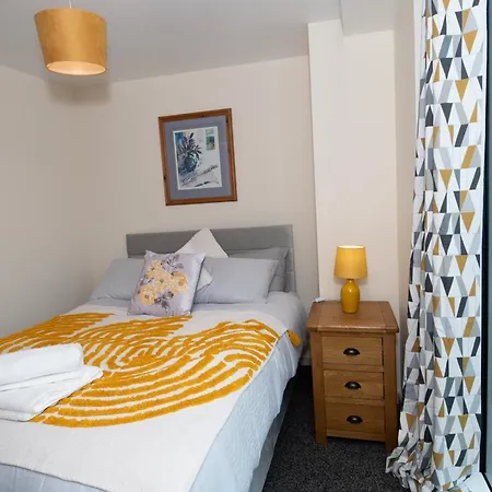 The Skyline Luxe - Executive 2br Retreat In Centre