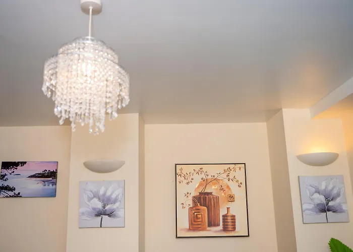 Apartment Center, Free Wifi For Contractor, Family Bradford (West Yorkshire)