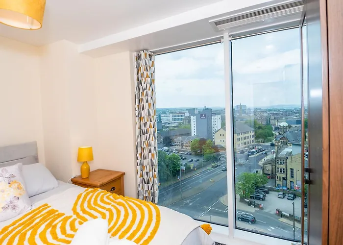 Center, Free Wifi For Contractor, Family Apartment