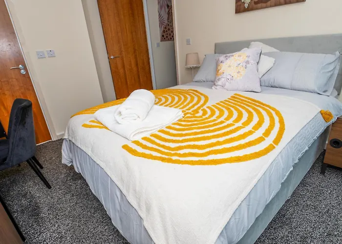 Center, Free Wifi For Contractor, Family * Bradford (West Yorkshire)